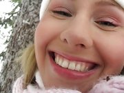 Je pense qu’elle aime beaucoup l’hiver :), brunes