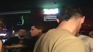 Bâtons de taureau, Cool poussins