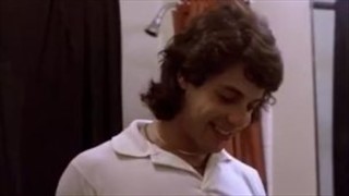 Maman est assise sur le trône et me suce, Porno rétro