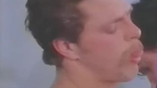 Il lèche un petit champignon au mec, Porno rétro