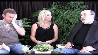 Mec savourant ses trous, lécher le cul