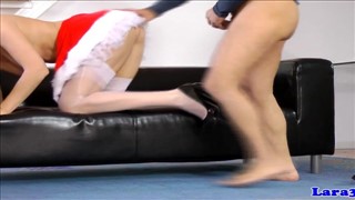 Sexe après la masturbation de Noël, Doigté