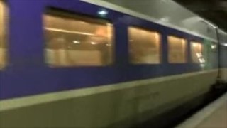 La lunette en bas se sent comme un ami, Monocle