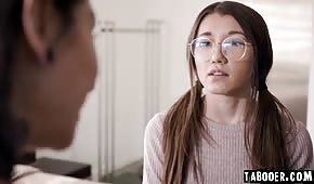 Sharp porn with oriental glasses, Cunnilingus